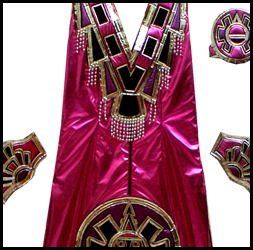 Vestido de azteca o conchero para dama color rosa con adornos dorados, morados y negros.